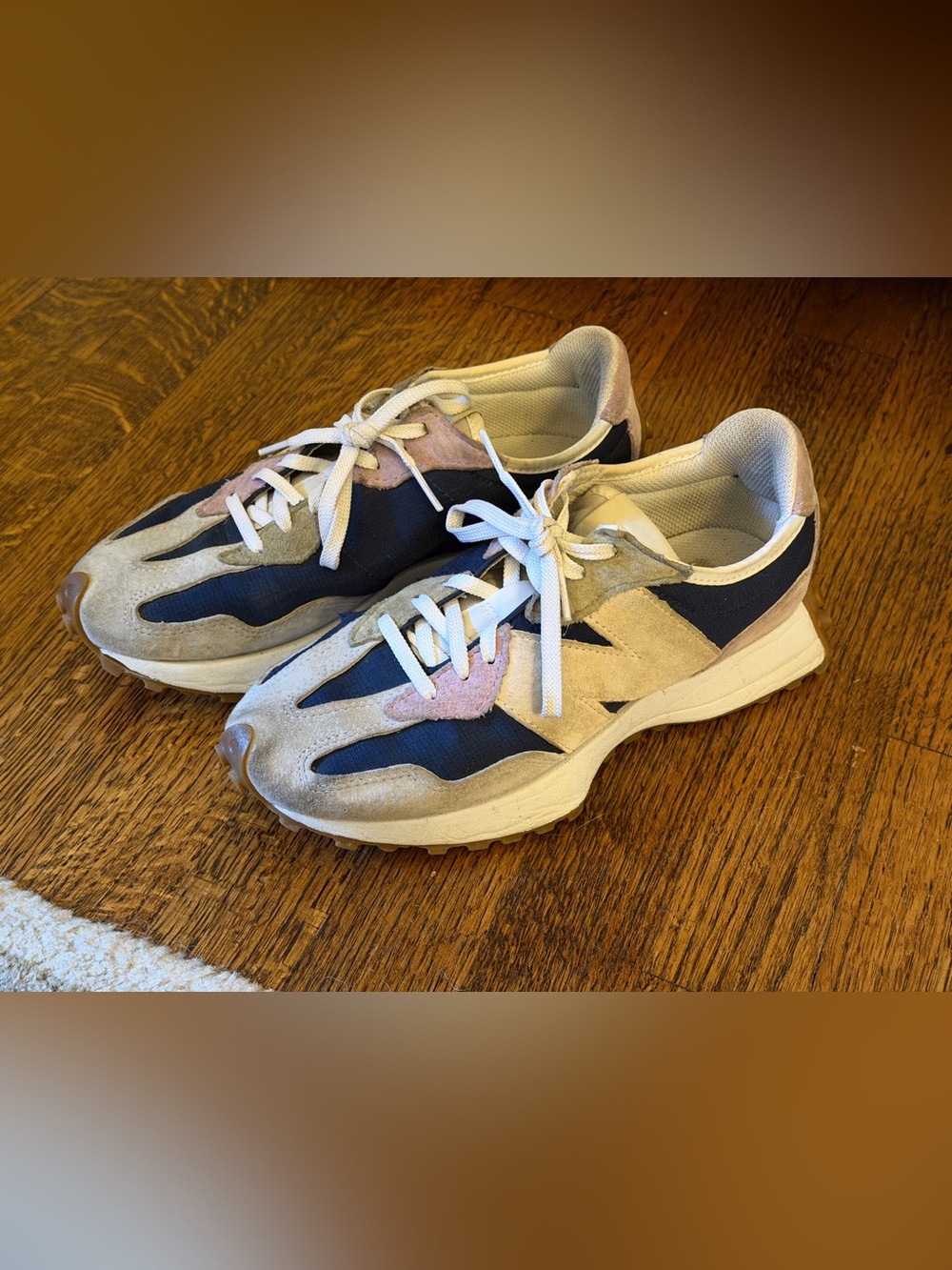 New Balance 327